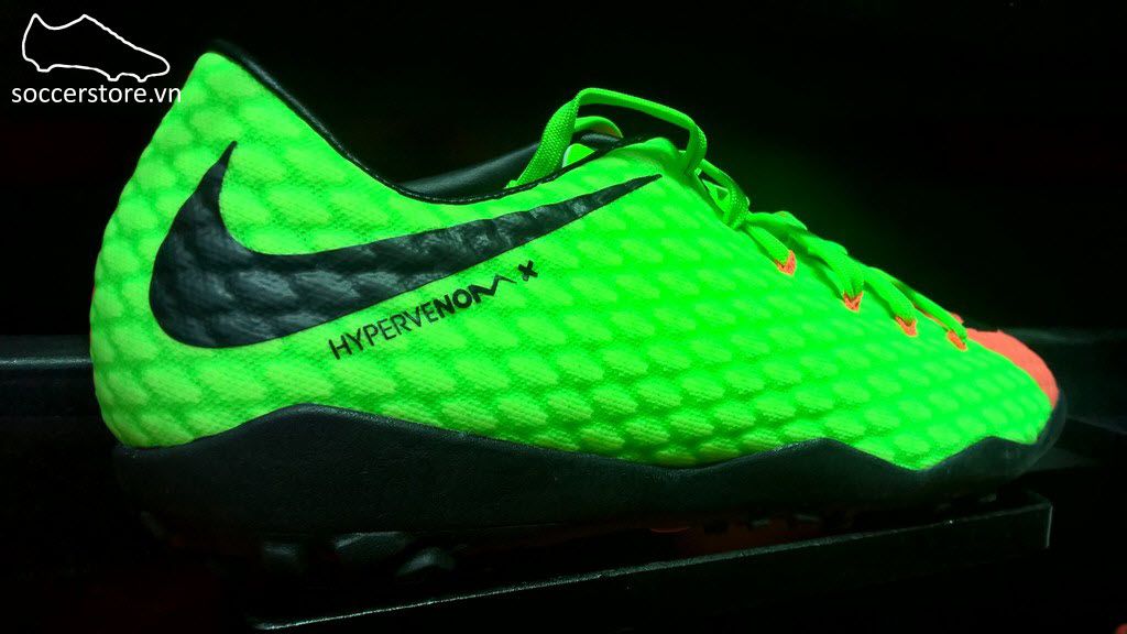 nike hypervenom phelon tf green